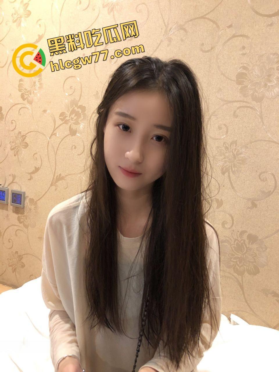 温州舞蹈老师『赵媛媛』白月光脸蛋，骚到撅屁股掰穴露粉肉，被金主当车震狗操翻！-2